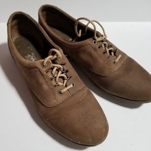 - Natural Sport Tan Lace Ups 8N